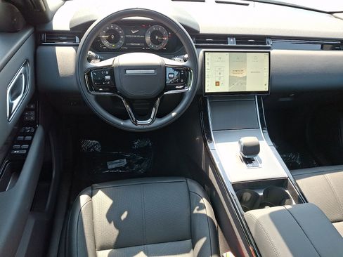 New 2026 Land Rover Range Rover Velar S AWD/4WD image 8