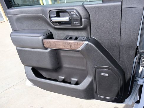 Used 2022 GMC Sierra 3500 Denali AWD/4WD image 38
