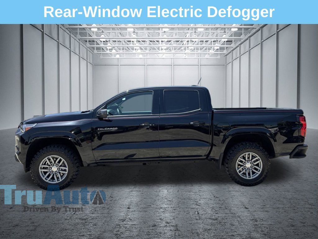 Used 2024 Chevrolet Colorado LT w/ LT Convenience Package II RWD image 4
