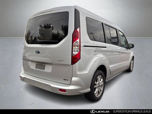 Used 2020 Ford Transit Connect XLT image 3