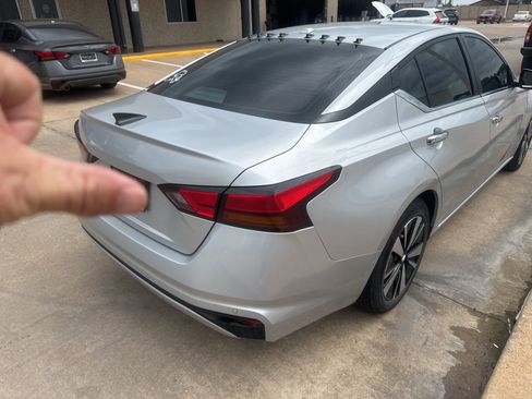 Used 2022 Nissan Altima 2.5 SV image 4