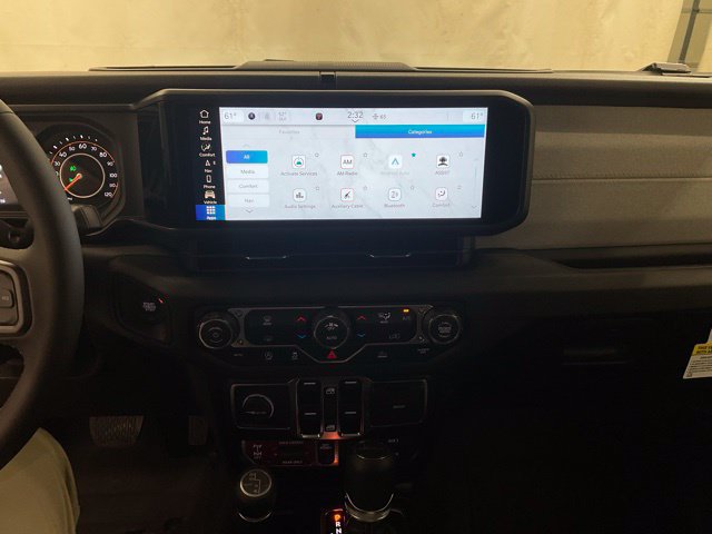 New 2026 Jeep Gladiator Mojave AWD/4WD image 17