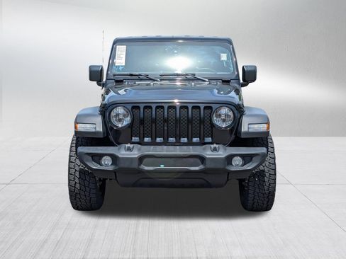 Used 2022 Jeep Wrangler Sport AWD/4WD image 2
