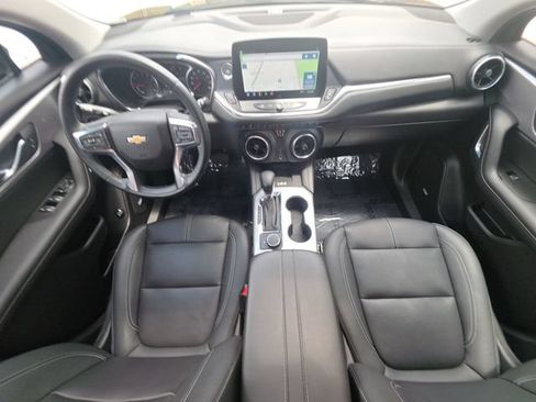 Used 2024 Chevrolet Blazer LT w/ Sound & Technology Package FWD image 21