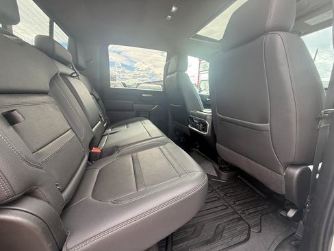 Used 2021 GMC Sierra 3500 Denali w/ Denali Ultimate Package image 14