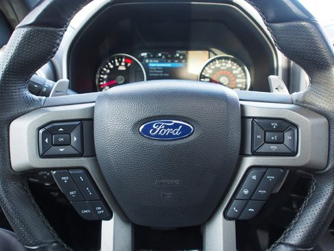 Used 2019 Ford F150 Raptor w/ Equipment Group 802A Luxury image 21