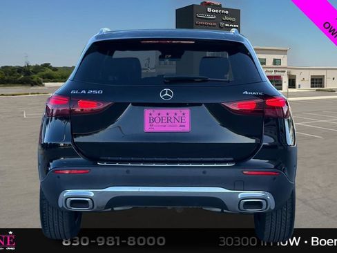 Used 2025 Mercedes-Benz GLA 250 4MATIC w/ Winter Package image 4