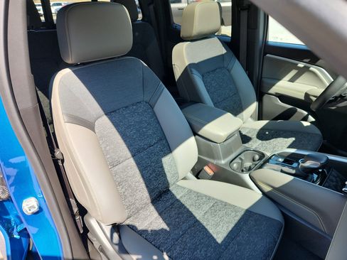 Used 2024 Chevrolet Colorado ZR2 image 43