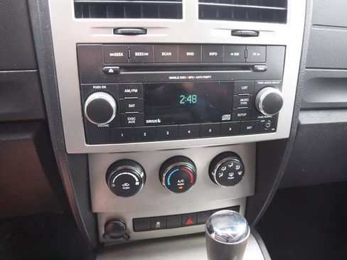 Used 2011 Dodge Nitro Heat w/ Popular Equipment Group AWD/4WD image 10
