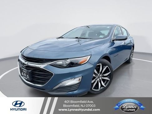 Used 2024 Chevrolet Malibu RS FWD image 1