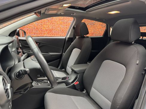 Used 2020 Hyundai Kona SEL Plus w/ Cargo Package AWD/4WD image 24