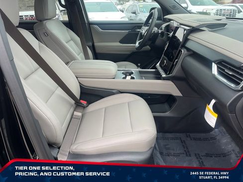 New 2026 GMC Acadia Elevation w/ Black Edition FWD image 20