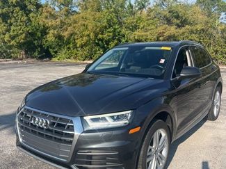 Used 2018 Audi Q5 2.0T Premium Plus w/ Premium Plus Package image 1