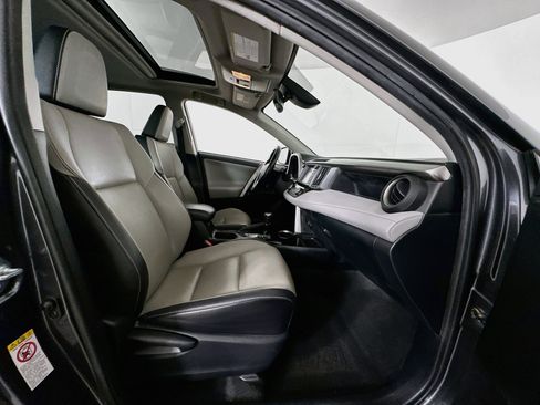Used 2018 Toyota RAV4 Limited w/ Protection Package AWD/4WD image 33