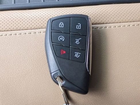 Used 2021 Chevrolet Tahoe Premier w/ Premium Package AWD/4WD image 30