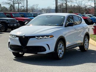 Used 2024 Alfa Romeo Tonale Sprint video 2