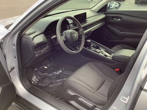 Used 2023 Honda Accord LX image 7