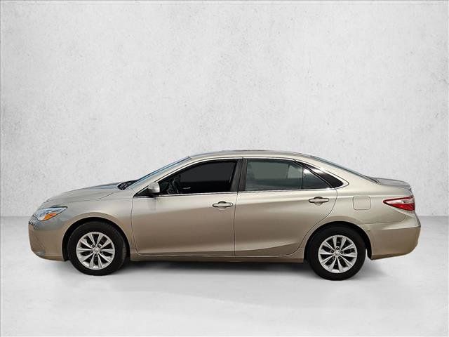 Used 2015 Toyota Camry LE FWD image 9