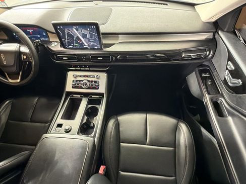 Used 2020 Lincoln Aviator 2WD image 28