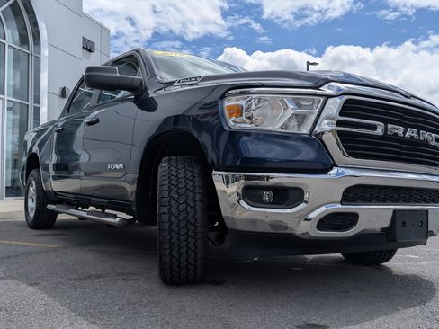 Used 2019 RAM 1500 Big Horn AWD/4WD image 3