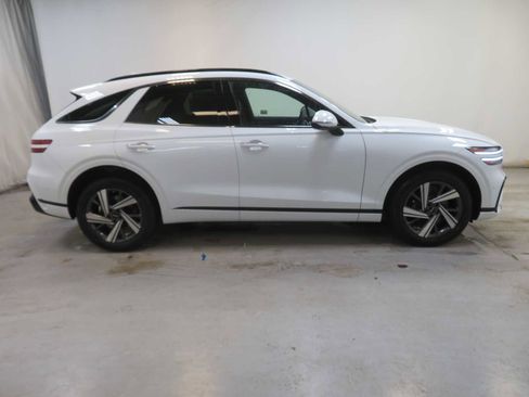 New 2026 Genesis GV70 3.5T Sport Advanced image 7