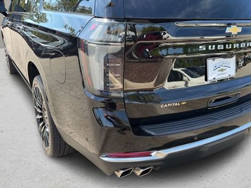 Used 2025 Chevrolet Suburban High Country AWD/4WD image 51