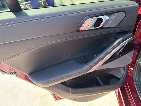 Used 2025 BMW X6 xDrive40i image 12