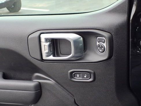 New 2026 Jeep Gladiator Mojave w/ Safety Group image 14