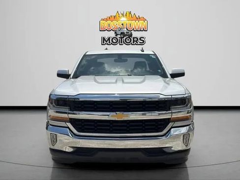 Used 2017 Chevrolet Silverado 1500 LT w/ All Star Edition RWD image 12