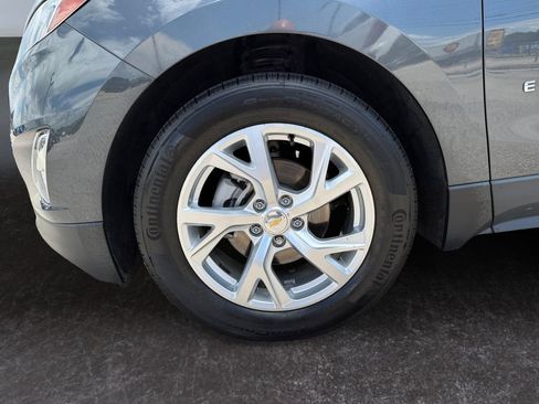 Used 2020 Chevrolet Equinox Premier w/ LPO, Floor Liner Package FWD image 9
