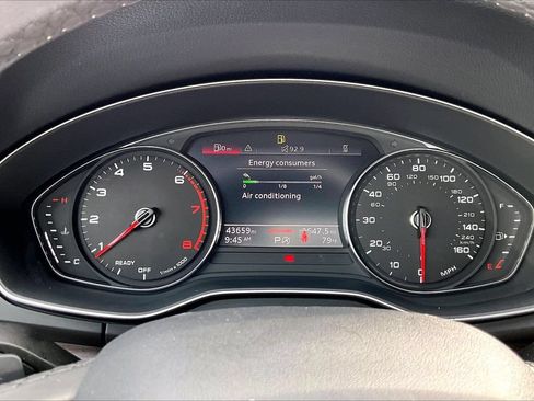 Used 2023 Audi Q5 2.0T Premium w/ Convenience Package AWD/4WD image 9