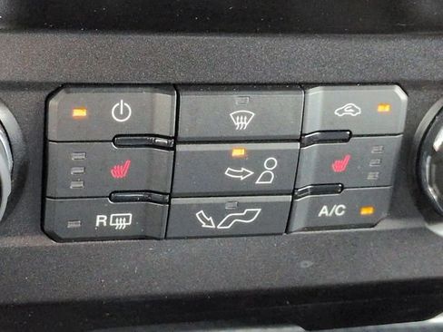 Certified 2020 Ford F150 XLT w/ Equipment Group 302A Luxury AWD/4WD image 23