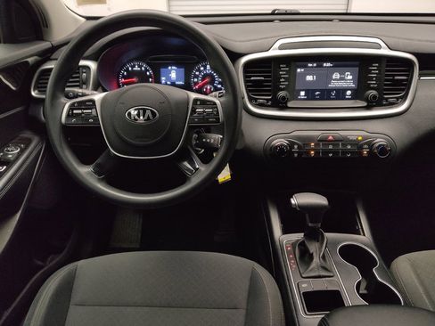 Used 2020 Kia Sorento FWD V6 image 22