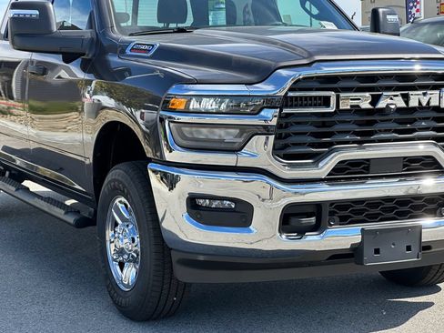 New 2026 RAM 2500 Tradesman AWD/4WD image 11
