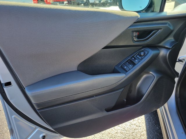 Used 2025 Subaru Crosstrek 2.5i Premium AWD/4WD image 21