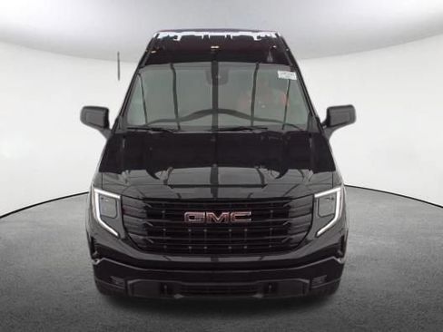Used 2026 GMC Sierra 1500 Elevation AWD/4WD image 2