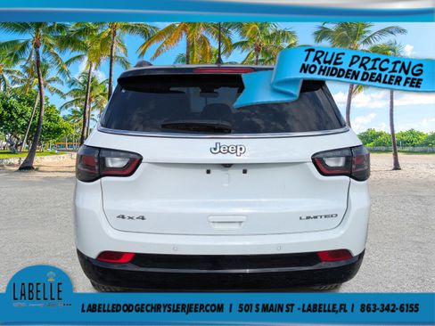 Used 2024 Jeep Compass Limited w/ Elite Group AWD/4WD image 4