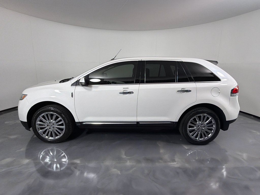 Used 2013 Lincoln MKX AWD image 8