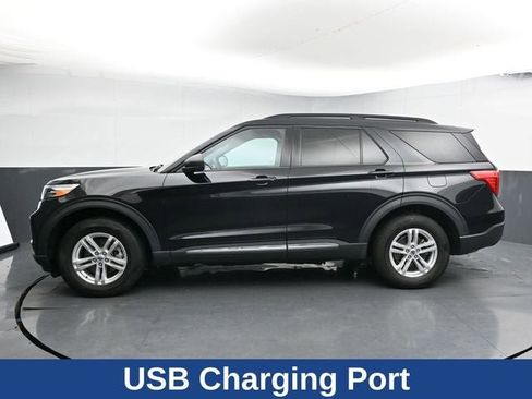 Used 2023 Ford Explorer XLT image 7