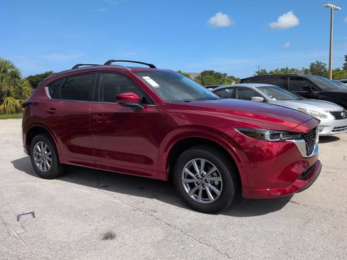 Used 2024 MAZDA CX-5 AWD 2.5 S w/ Preferred Package image 2