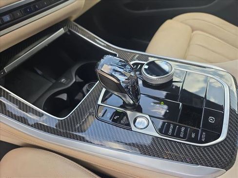 Used 2022 BMW X5 M50i w/ Executive Package image 12