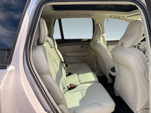 New 2026 Volvo XC90 B6 Ultra w/ Protection Package image 26
