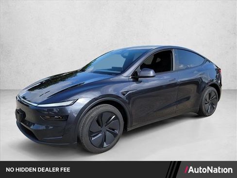 Used 2026 Tesla Model Y Long Range AWD/4WD image 1