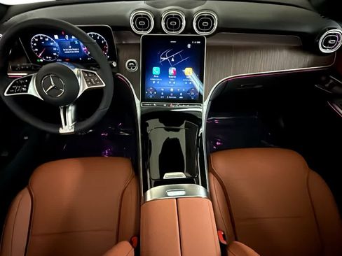 New 2026 Mercedes-Benz GLC 300 4MATIC image 5