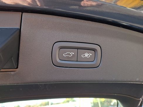 Used 2022 Polestar Polestar 2 w/ Pilot Package image 27