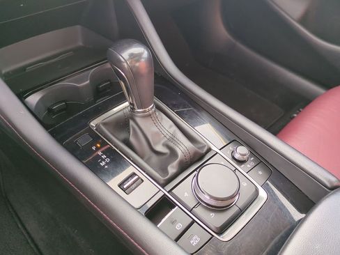 Used 2024 MAZDA MAZDA3 s image 22