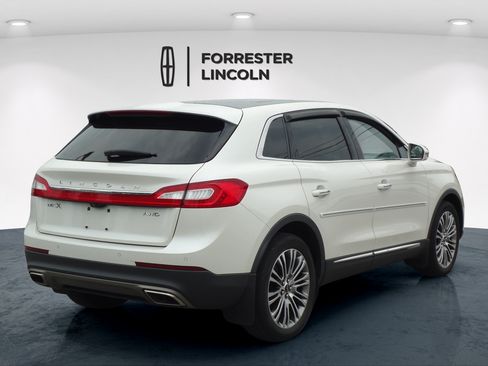 Used 2016 Lincoln MKX Reserve w/ Climate Package AWD/4WD image 3