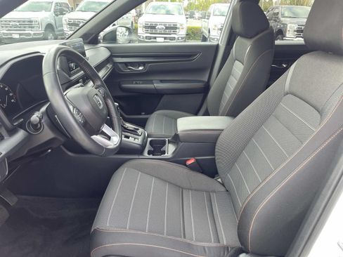 Used 2025 Honda CR-V Sport image 18