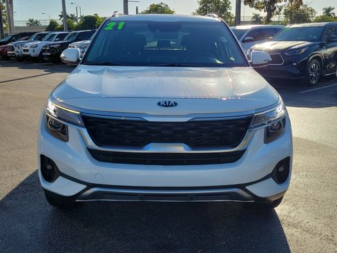 Used 2021 Kia Seltos S image 2