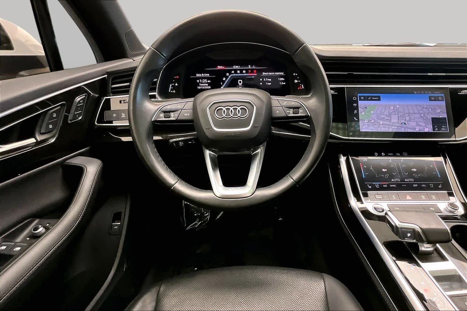 Used 2023 Audi Q7 3.0T Premium Plus w/ Premium Plus Package AWD/4WD image 6